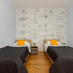 2 Bedroom Beautiful Surroundings Miedzyborska Street By Renters Apartamento Varsóvia