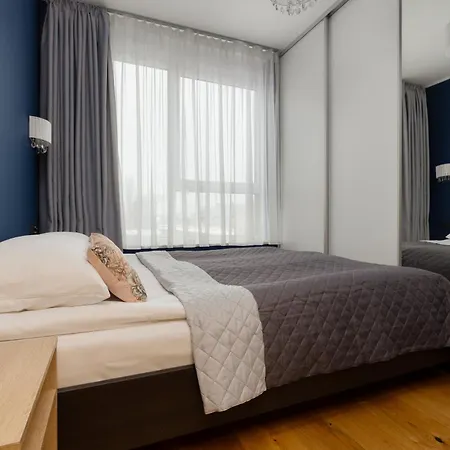 2 Bedroom Beautiful Surroundings Miedzyborska Street By Renters * Varšava