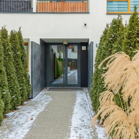 2 Bedroom Beautiful Surroundings Miedzyborska Street By Renters Apartment *