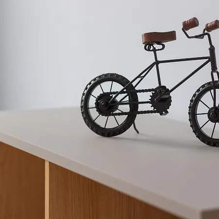 2 Bedroom Beautiful Surroundings Miedzyborska Street By Renters Apartment Warschau