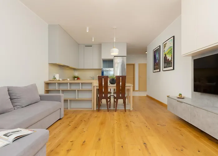 2 Bedroom Beautiful Surroundings Miedzyborska Street By Renters Apartment