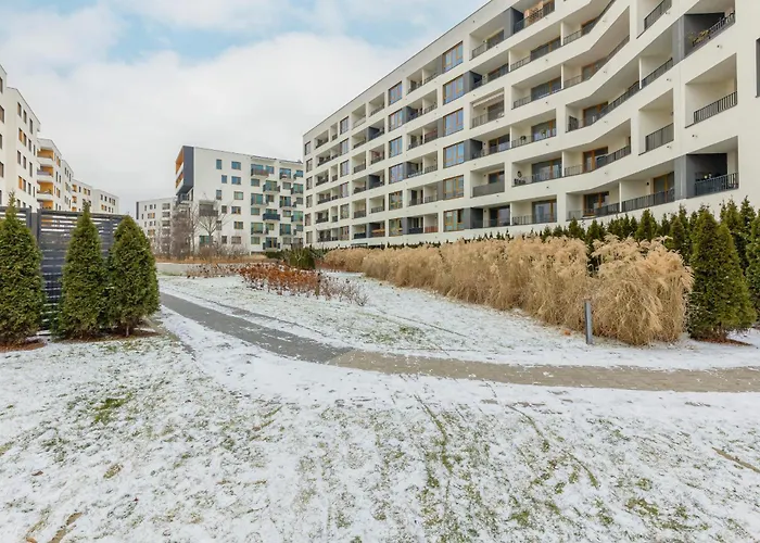 2 Bedroom Beautiful Surroundings Miedzyborska Street By Renters *