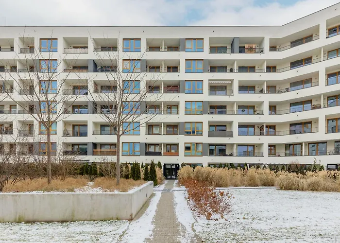 2 Bedroom Beautiful Surroundings Miedzyborska Street By Renters *